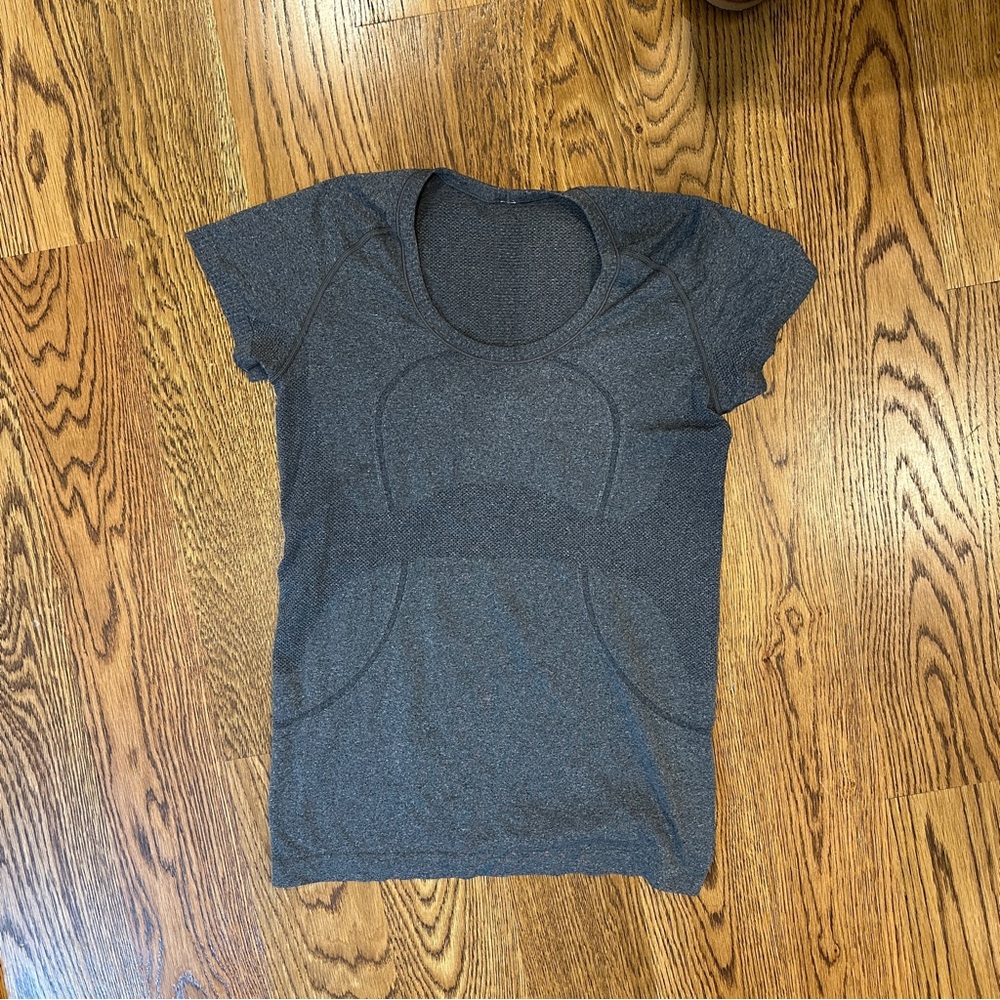 Lululemon swiftly tech